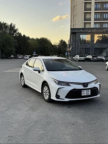 Продажа авто: Toyota Corolla: 2019 г., 1.8 л, Автомат, Гибрид, Седан — 3