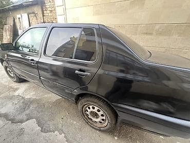 аренда авто с последующим выкупом в бишкеке: Volkswagen Vento: 1993 г., Седан — 2