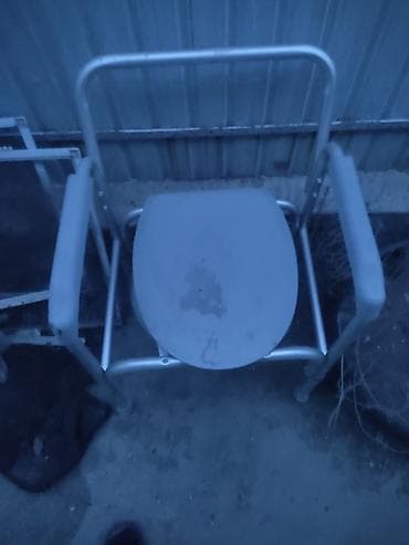 Биодааратканалар: Портативный прикроватный туалет (комод) с ведром - Стационарная — 1