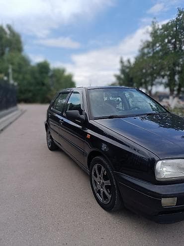 210 cdi: Volkswagen Golf: 1993 г., 1.8 л, Механика, Бензин, Хэтчбэк — 3