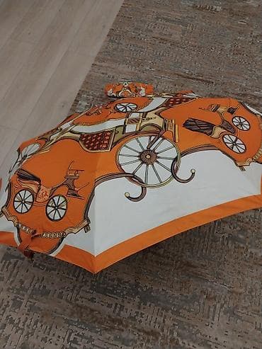 series 4: Зонтик жен в нормальном состоянии, за 350 сом. Новая сумка"VALENTINO" — 2