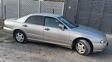 5: Mitsubishi Diamante: 1997 г., 2.5 л, Автомат, Седан — 6