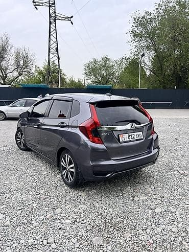 мини машина цена: Honda Fit: 2018 г., 1.5 л, Автомат, Бензин, Хэтчбэк — 5