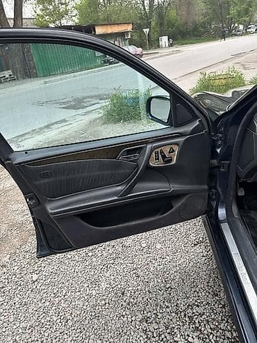 мерседес правый руль: Mercedes-Benz E-Class: 2002 г., 4.3 л, Автомат, Бензин, Седан — 10