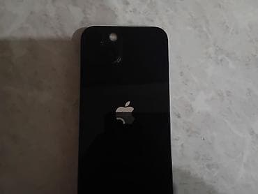 tab a: IPhone 13, Б/у, Черный — 1