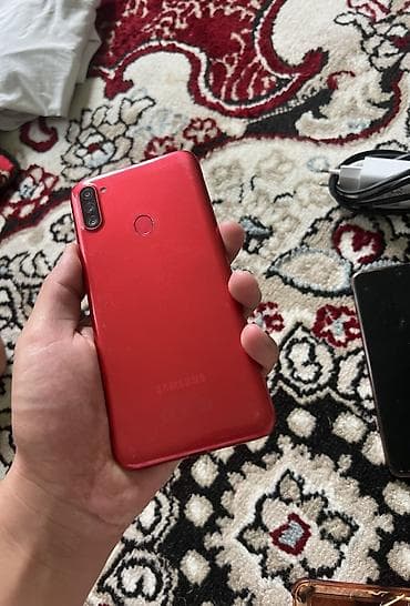 redmi a: Samsung Galaxy A11, Б/у, 32 ГБ, цвет - Красный, 2 SIM — 2