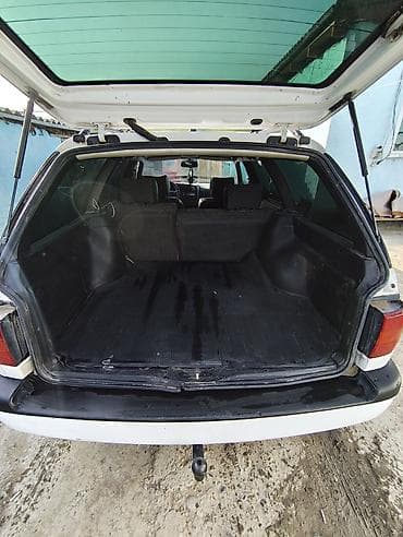 сампо кабина: Volkswagen Passat Variant: 1994 г., 1.8 л, Механика, Бензин, Универсал — 10