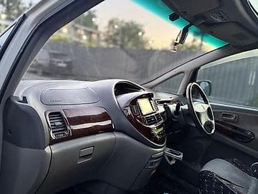 Продажа авто: Toyota Estima: 2002 г., 3 л, Автомат, Бензин, Минивэн — 5