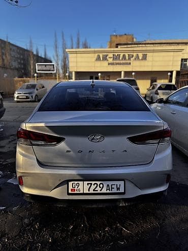 кия морлик: Hyundai Sonata: 2018 г., Седан — 3