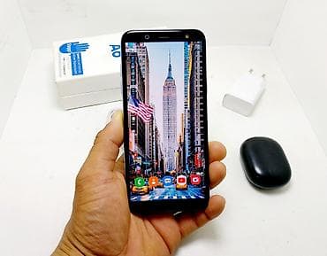 nokia 603: Samsung Galaxy A6, Б/у, 32 ГБ, цвет - Серебристый, 2 SIM — 3