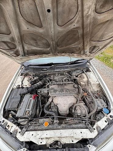 простой: Honda Accord: 2001 г., 2 л, Автомат, Бензин, Седан — 10