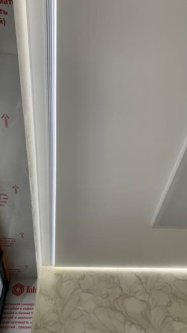 требуются монтажники натяжных потолков: Натяжной потолок Глянцевое, Матовое, 3D потолки Бесплатная консультация, Бесплатный замер, Гарантия — 11