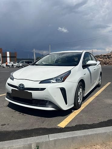 Toyota Prius: 2019 г., 1.8 л, Автомат, Гибрид, Хэтчбэк