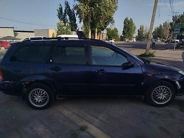 два авто: Ford Focus: 2000 г., 0.2 л, Механика, Бензин, Универсал — 6