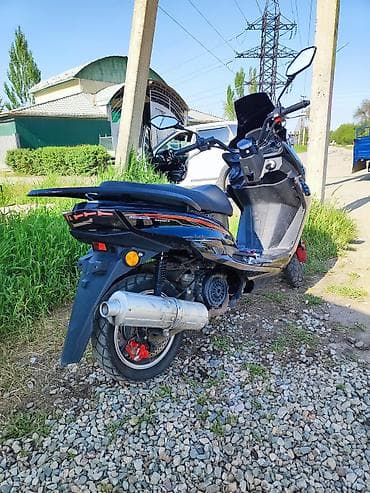 сиденья воздушный: Макси-скутер 150 куб. см, Бензин, Б/у — 2