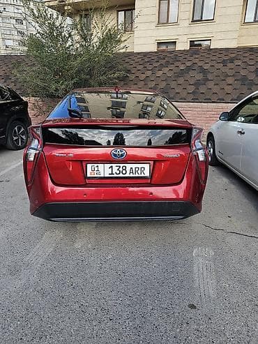 tayota progres: Toyota Prius: 2017 г., 1.8 л, Автомат, Гибрид, Лифтбек — 2