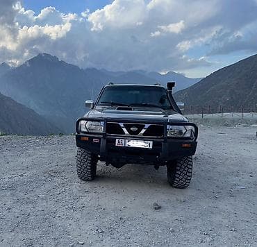 Унаа сатуу: Nissan Patrol: 2002 г., 4.2 л, Кол менен иштөөчү, Дизель, Жол тандабас — 5