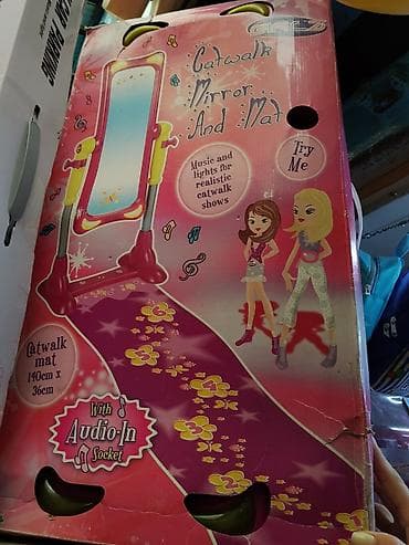 launch pad9: Игровой набор для подиумного шоу: Catwalk Mirror and Mat (Girls) - — 1