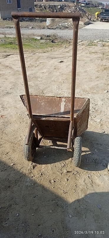 4 mom: Садово-строительная тачка и тележка, Стальная, Двухколесная, Б/у, В розницу — 1