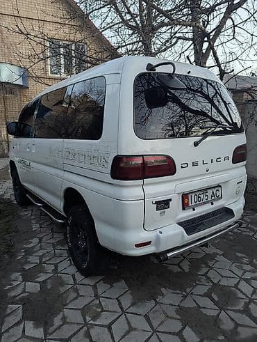 tank 3 pro цена: Mitsubishi Space Gear: 2001 г., Минивэн — 2