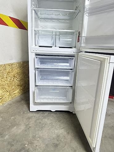 sharp 777: Холодильник Hotpoint Ariston, Б/у, Двухкамерный, De frost (капельный), 60 * 170 * 60 — 6