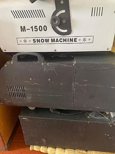 пенный аппарат: Дым аппарат сатылат 3/1 Снежная машина M-1500 - — 1