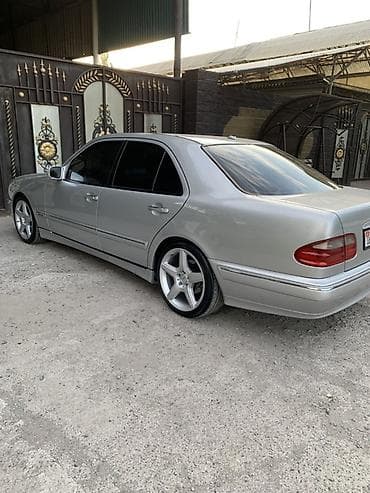 Транспорт: Mercedes-Benz E-Class: 2001 г., 3.2 л, Автомат, Газ, Седан — 4