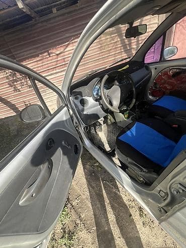 чанган машына: Daewoo Matiz: 2010 г., Кол менен иштөөчү, Хетчбек — 5