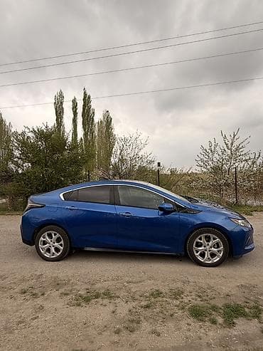 зарядник акумулятор: Chevrolet Volt: 2016 г., 1.6 л, Вариатор, Гибрид, Хэтчбэк — 8