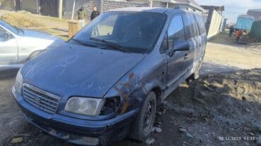 Hyundai Trajet: 2001 г., 2 л, Механика, Минивэн