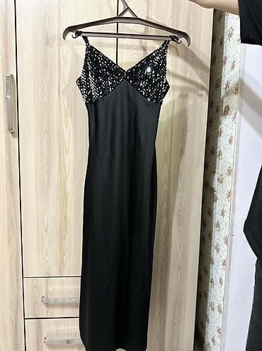 Платья: Вечернее платье, Коктейльное, Короткая модель, Полиэстер, С рукавами, С пайетками, S, M, L — 3