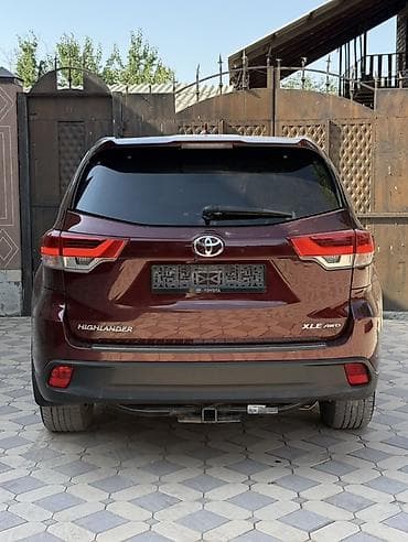 салон тойота: Toyota Highlander: 2017 г., 3.5 л, Автомат, Бензин, Кроссовер — 5