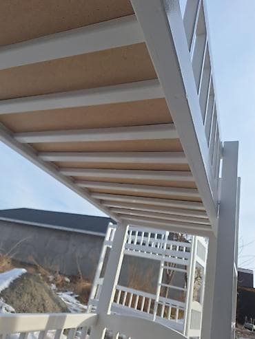 2х ярустные кровати: Продаётся двухъярусный кровать(сосна).(Размер высота 1.80см длина — 10