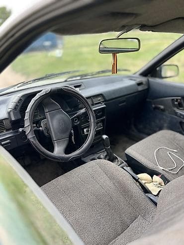 скутер для воды: Mitsubishi Colt: 1989 г., 1.5 л, Механика, Бензин, Хэтчбэк — 5