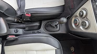 tayota yris: Toyota Yaris: 2008 г., Автомат, Бензин, Седан — 9