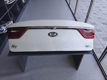 kia stringer: Крышка багажника Kia, 2018 г., Оригинал — 1