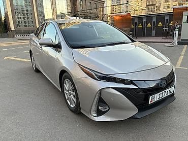 rav 4 2015: Toyota Prius: 2020 г., 1.8 л, Автомат, Гибрид, Хэтчбэк — 1