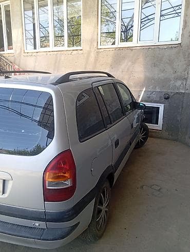 bruce r2: Opel Zafira: 2003 г., 1.8 л, Механика, Бензин, Минивэн — 3