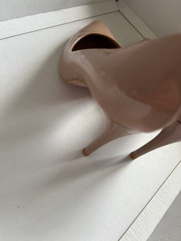 обувь ручной работы бишкек: Продаю туфли, одевала 1раз на свадьбу, 36 размер, полностью кожа — 3