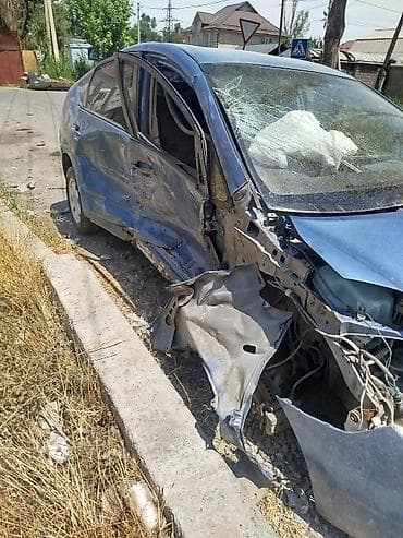 Автозапчасти: Toyota Prius (XW20), гибридный хэтчбек 5 дв. Основные характеристики — 3