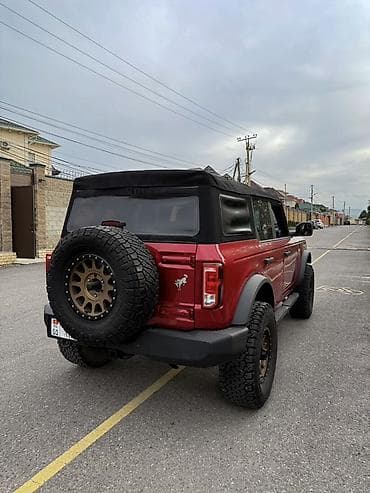 ram trx: Ford Bronco: 2022 г., 2.3 л, Автомат, Бензин, Внедорожник — 3