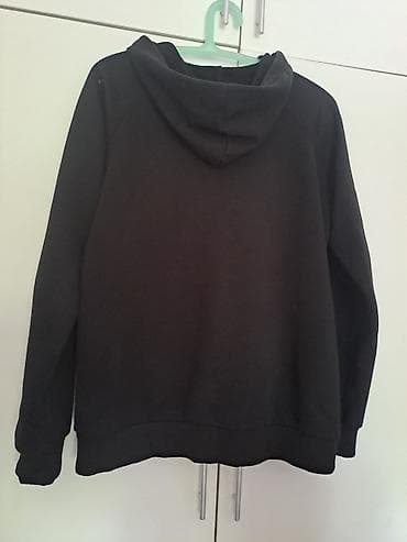 adidas l: Продается спортивка б/у на замочке, черного цвета. Состояние хорошее — 5