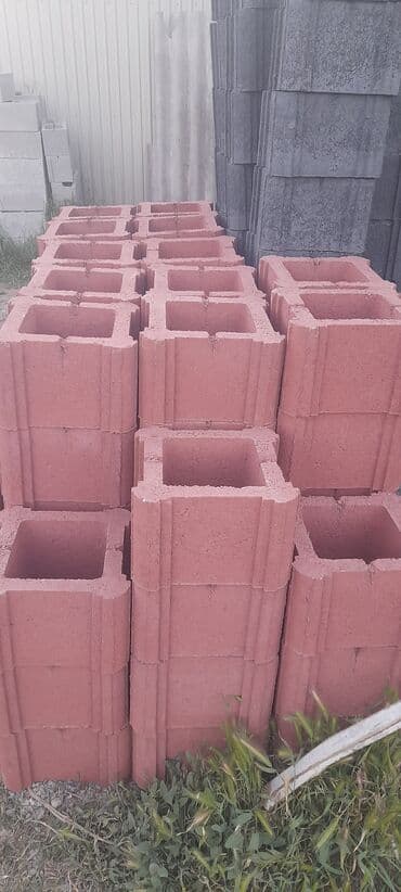 скамейки б у: Пескоблок Гладкий, Заборный, 150x190x390, Самовывоз, Бесплатная доставка, Платная доставка — 2