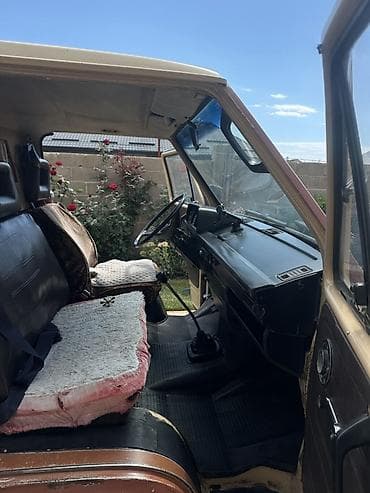 чехлы бу: Volkswagen Transporter: 1984 г., Бус — 9