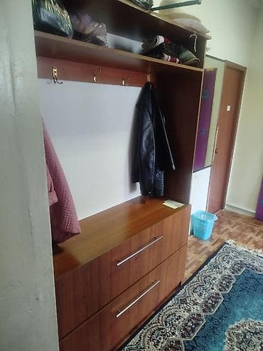 прокат одежда: Шкаф-прихожая, Б/у, Без зеркала, ЛДСП — 6