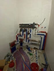 установка батарей отопления в частном доме цена: Монтаж отопления под ключ Профессиональная сборка и обвязка — 6