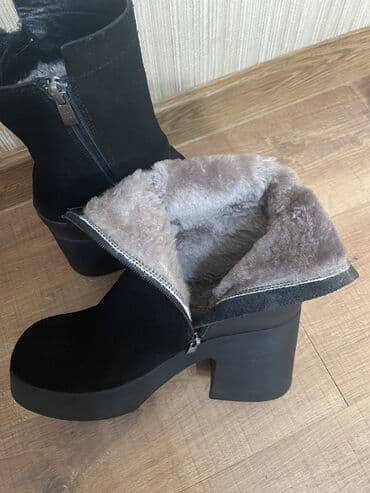 Сапоги: Женские полусапоги на устойчивом каблуке - Цвет: черный - Материал — 3