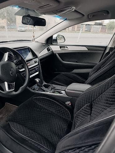 Hyundai Sonata: 2019 г., 2 л, Автомат, Газ, Седан — 6