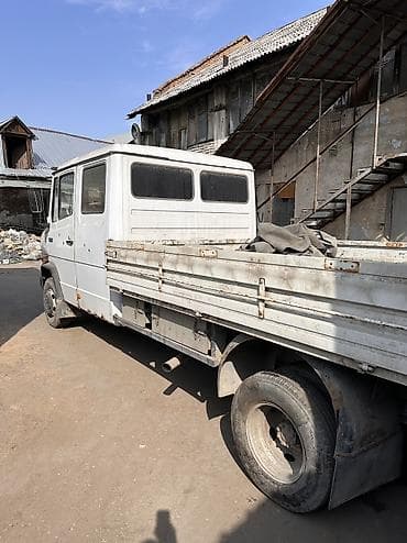 мерседес грузовой сапог: Легкий грузовик, Mercedes-Benz, Дубль — 4