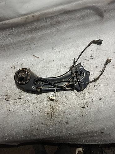 Башка унаа тетиктери: Алдыңкы оң рычаг Kia 2016 г., Оригинал — 2